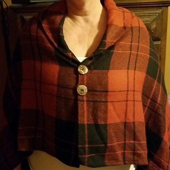 Shaw plaid cape - Picture 2 of 4